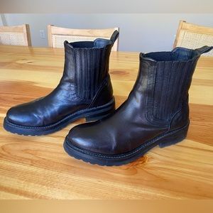 RARE Sold Out Frye Ella Moto Boot, Black, Size 9 - Like New Condition